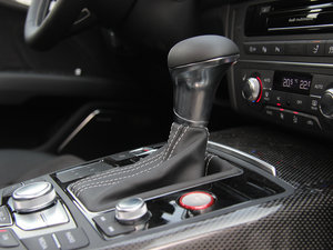 20134.0T TFSI quattro п؅^