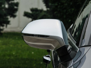 20134.0T TFSI quattro ^