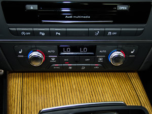 20134.0T TFSI quattro {(dio){(dio)(ji)