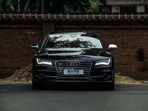 20134.0T TFSI quattro (x)(ji)^