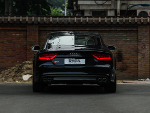 20134.0T TFSI quattro (x)(ji)^