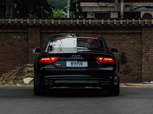 20134.0T TFSI quattro (x)(ji)^