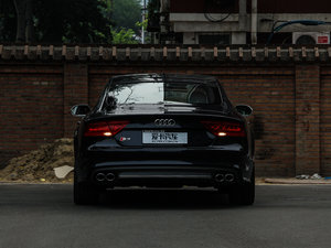 20134.0T TFSI quattro (x)(ji)^