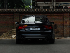 20134.0T TFSI quattro (x)(ji)^