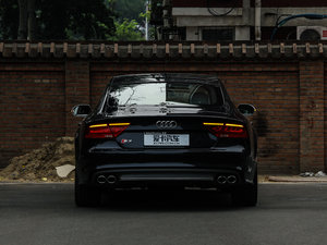 20134.0T TFSI quattro (x)(ji)^