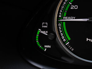 20122.0TFSI Hybrid  п؅^