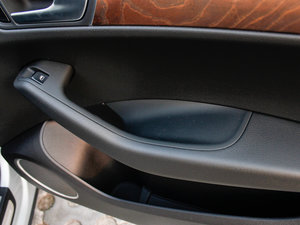 20122.0TFSI Hybrid  g