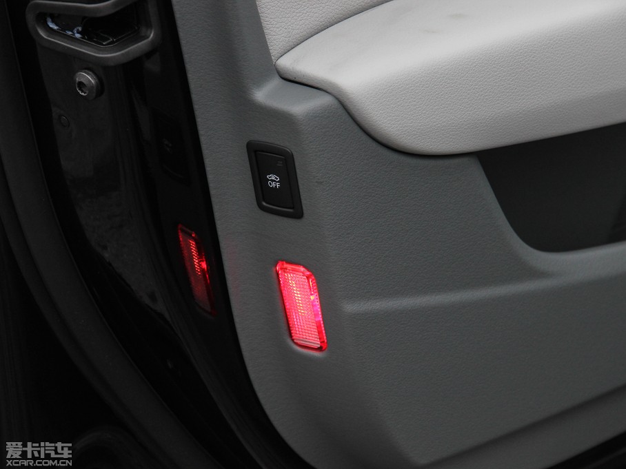 2013?yun)WA6 Hybrid 40 Hybrid