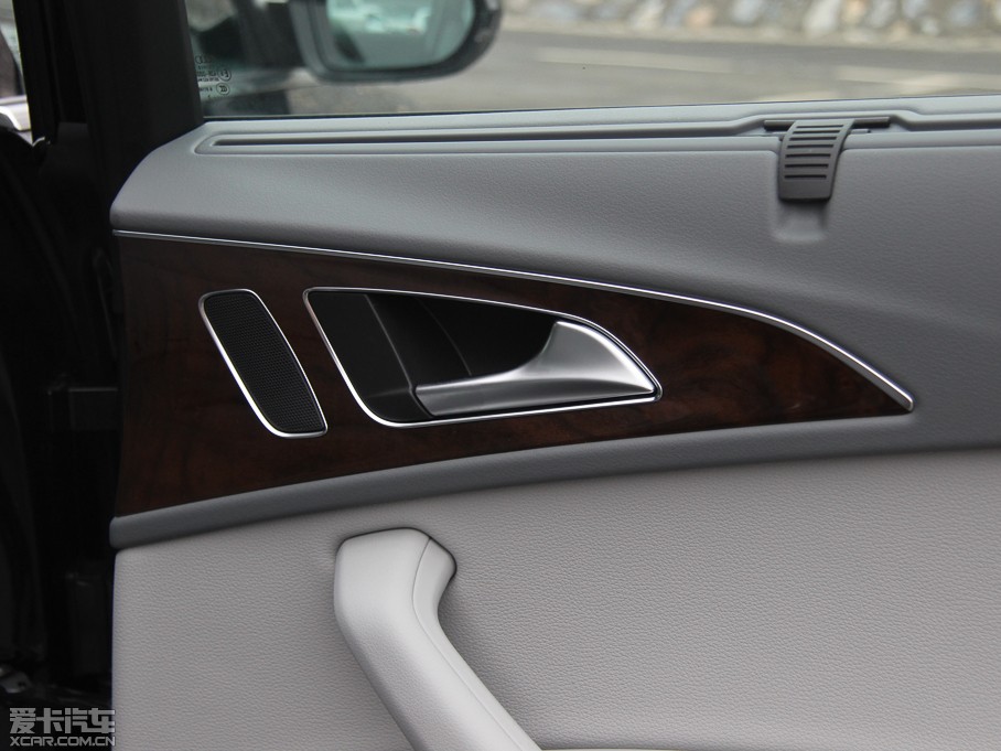 2013?yun)WA6 Hybrid 40 Hybrid