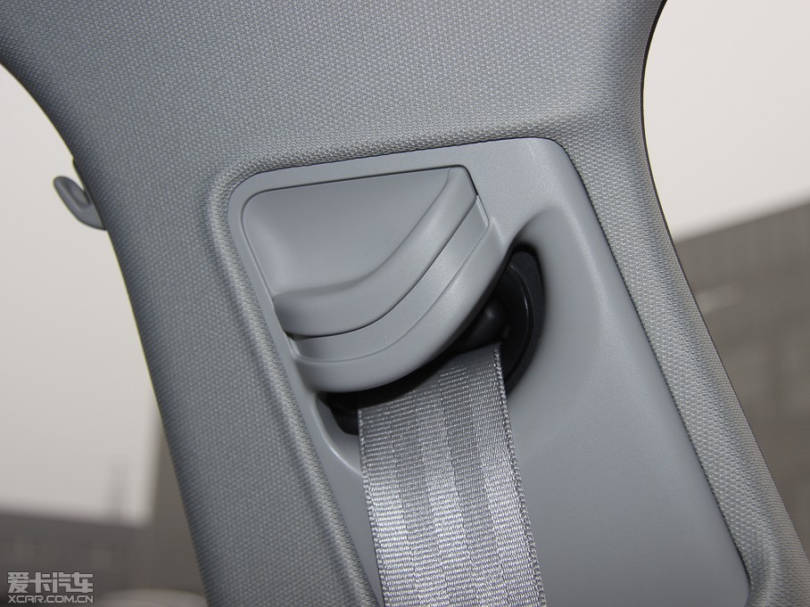 2013?yun)WA6 Hybrid 40 Hybrid