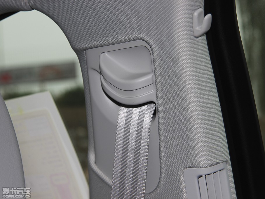 2013?yun)WA6 Hybrid 40 Hybrid