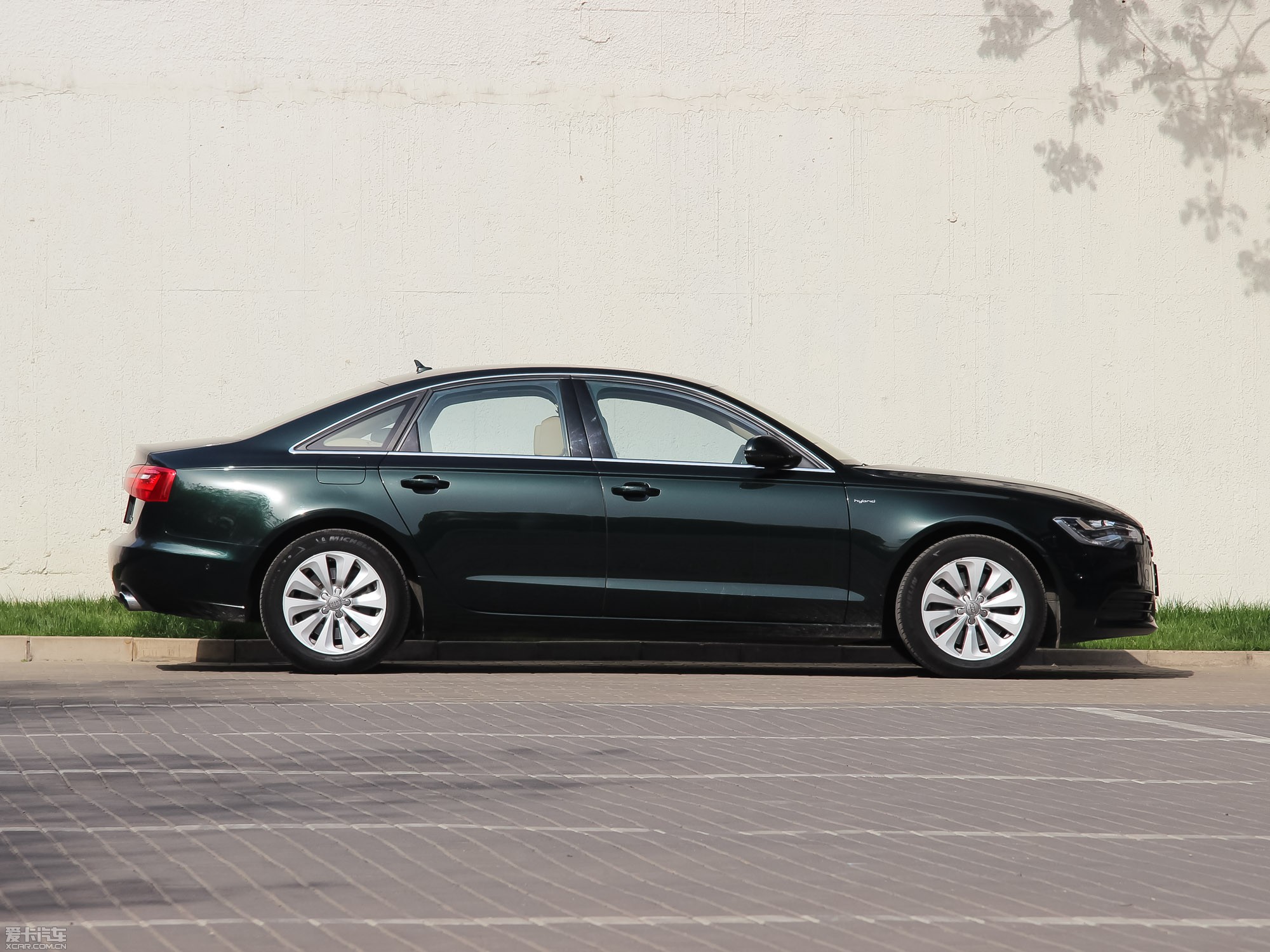 2013款奥迪a6混动40 hybrid