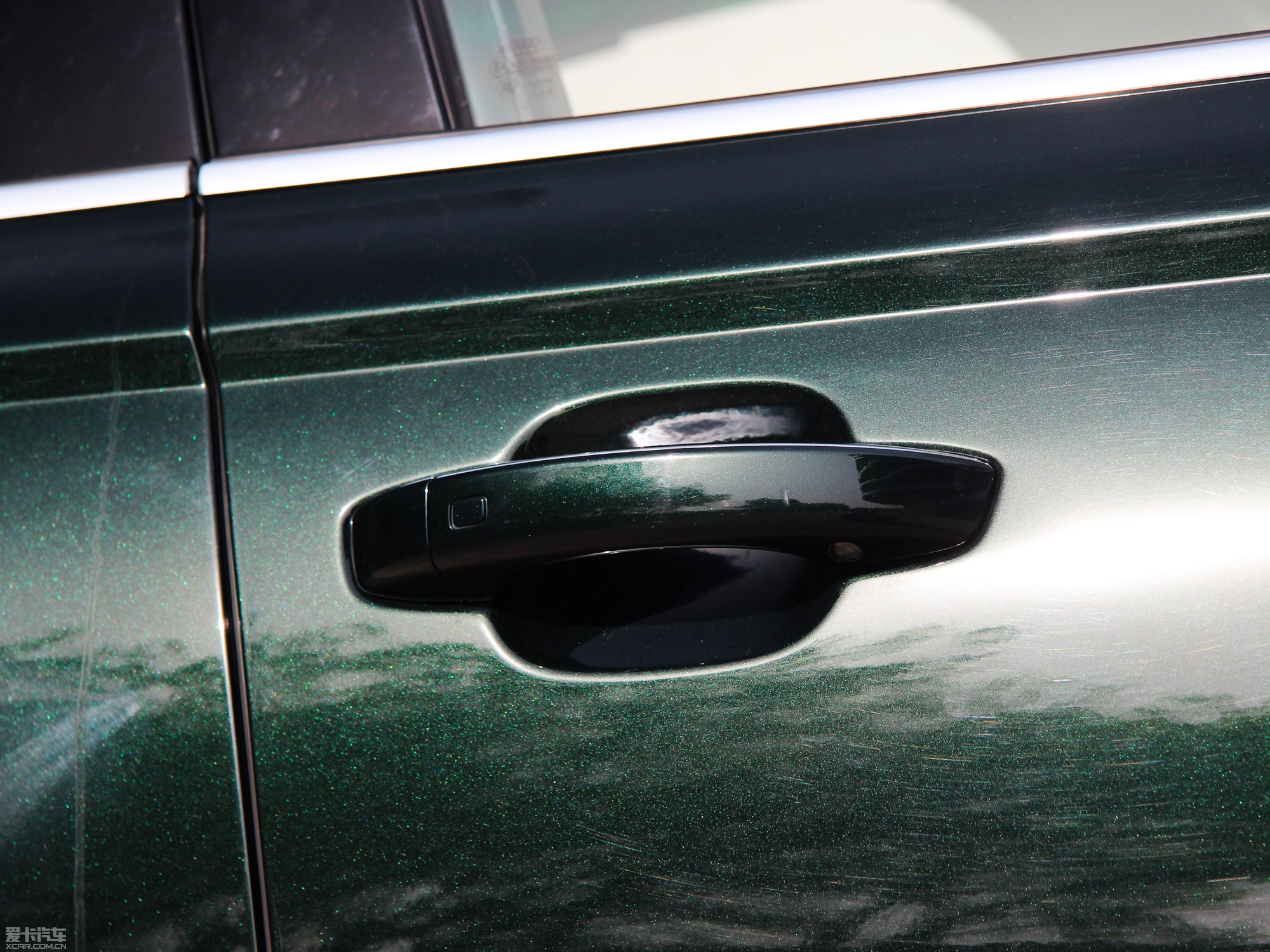 2013?yun)WA6 Hybrid 40 Hybrid