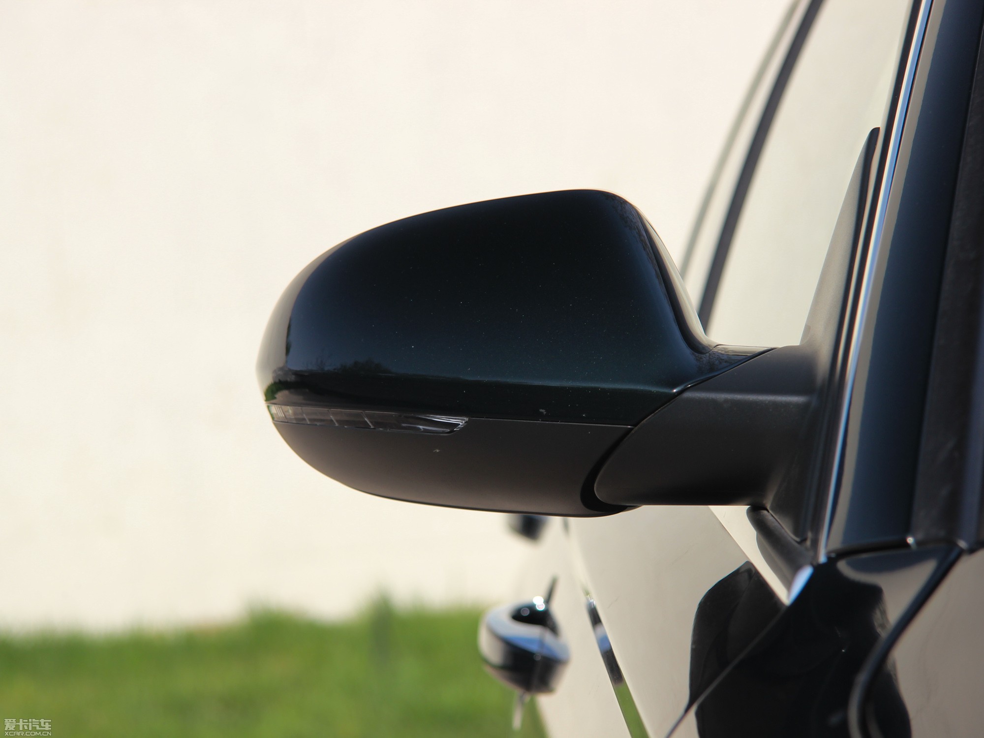 2013?yun)WA6 Hybrid 40 Hybrid