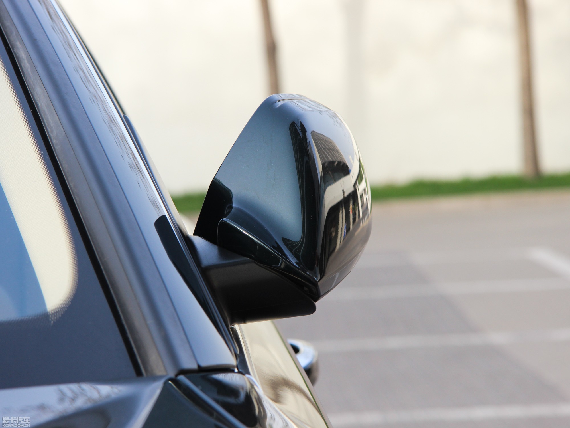 2013WA6 Hybrid 40 Hybrid