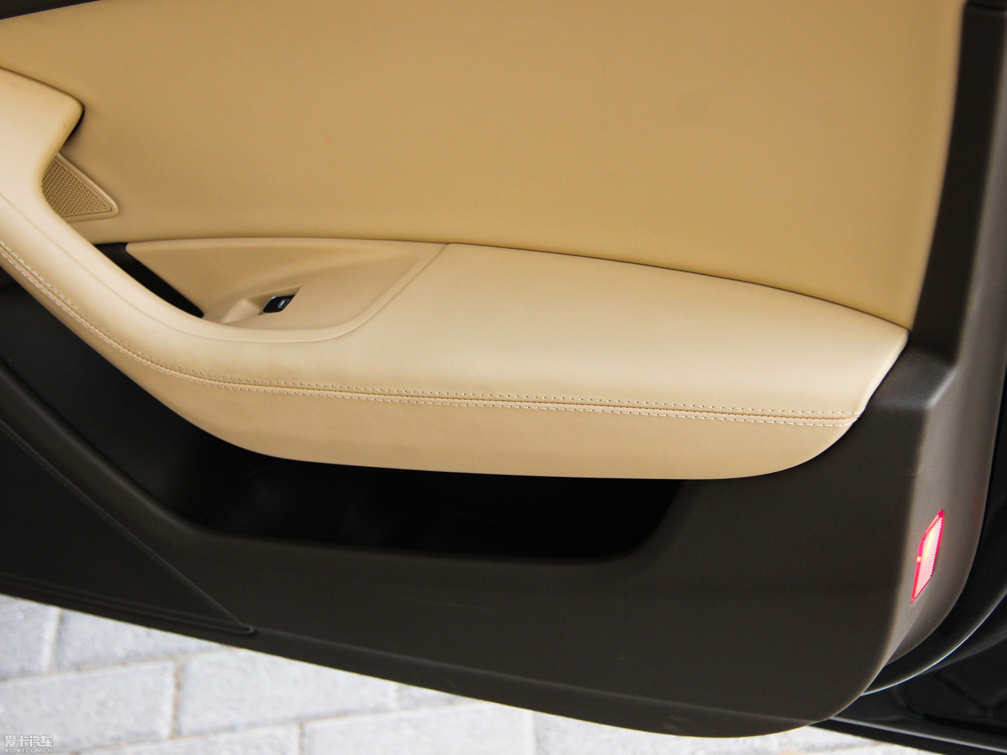 2013WA6 Hybrid 40 Hybrid