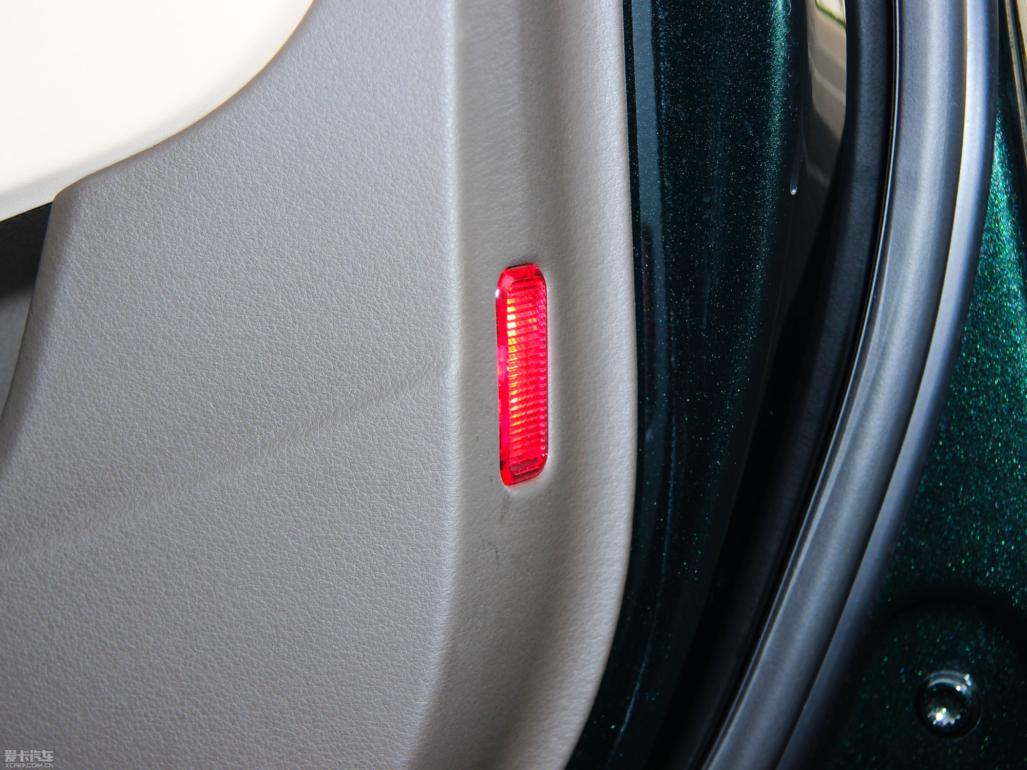 2013WA6 Hybrid 40 Hybrid