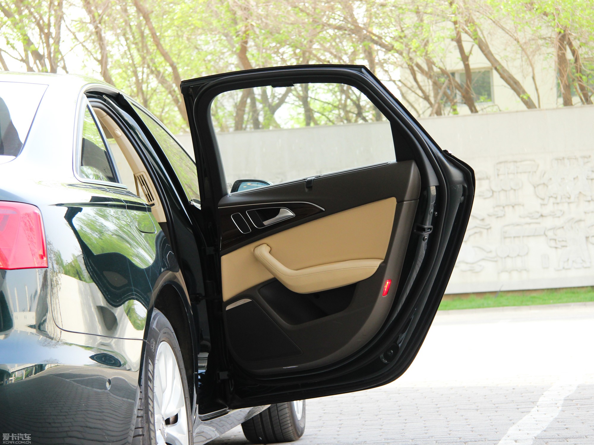 2013WA6 Hybrid 40 Hybrid