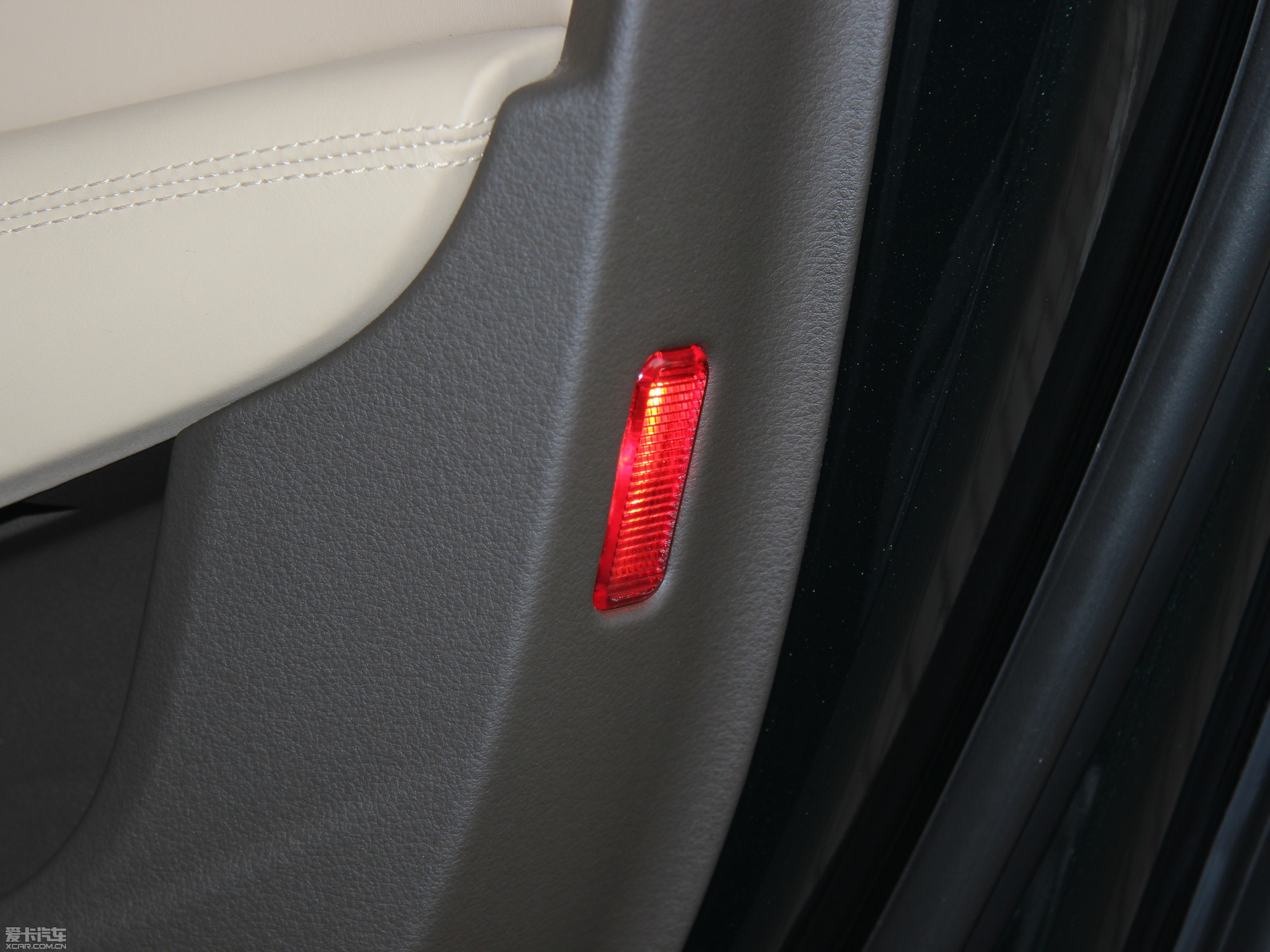 2013WA6 Hybrid 40 Hybrid