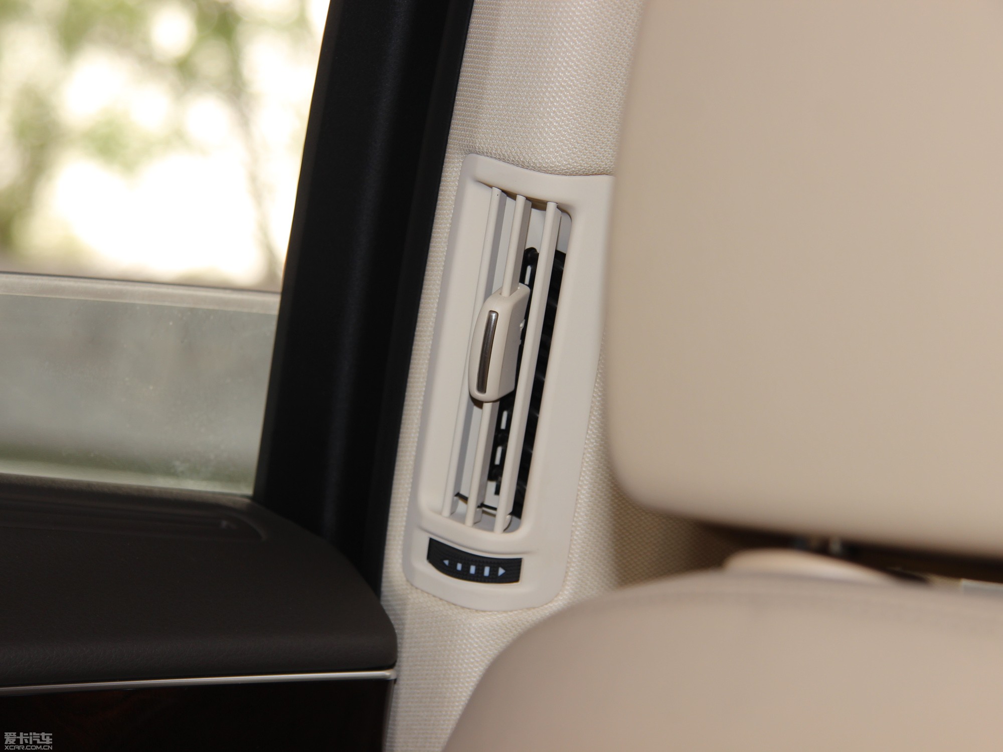 2013?yun)WA6 Hybrid 40 Hybrid