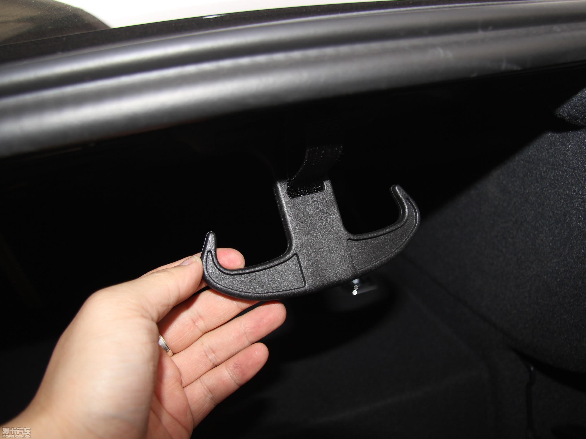 2013?yun)WA6 Hybrid 40 Hybrid