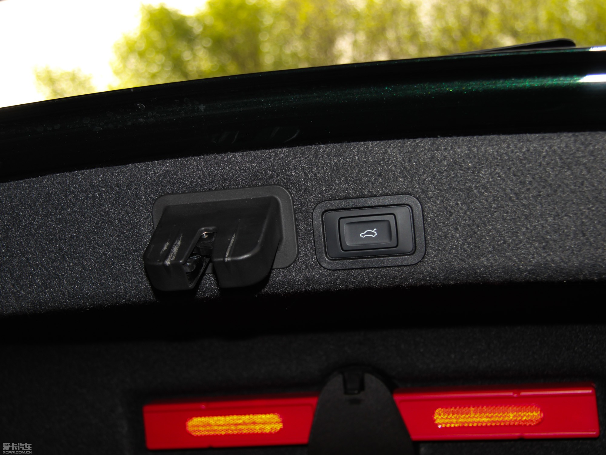 2013?yun)WA6 Hybrid 40 Hybrid