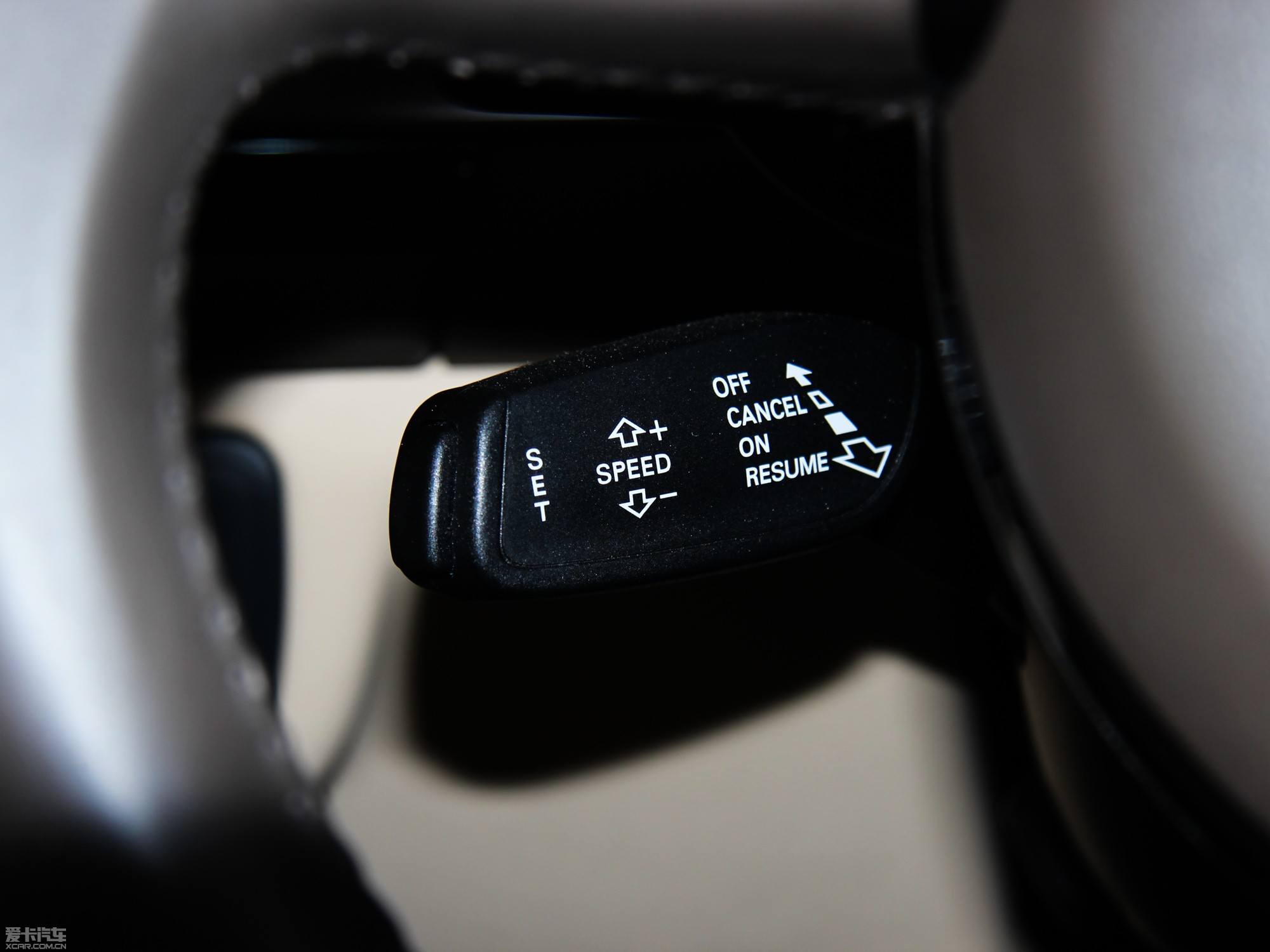 2013?yun)WA6 Hybrid 40 Hybrid