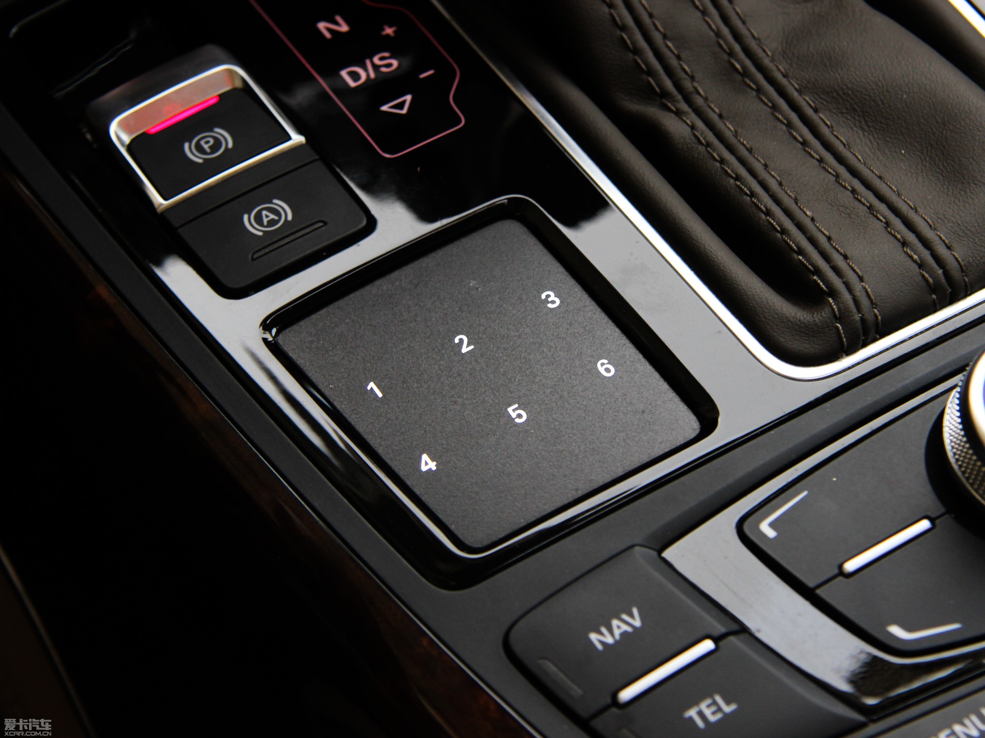 2013?yun)WA6 Hybrid 40 Hybrid