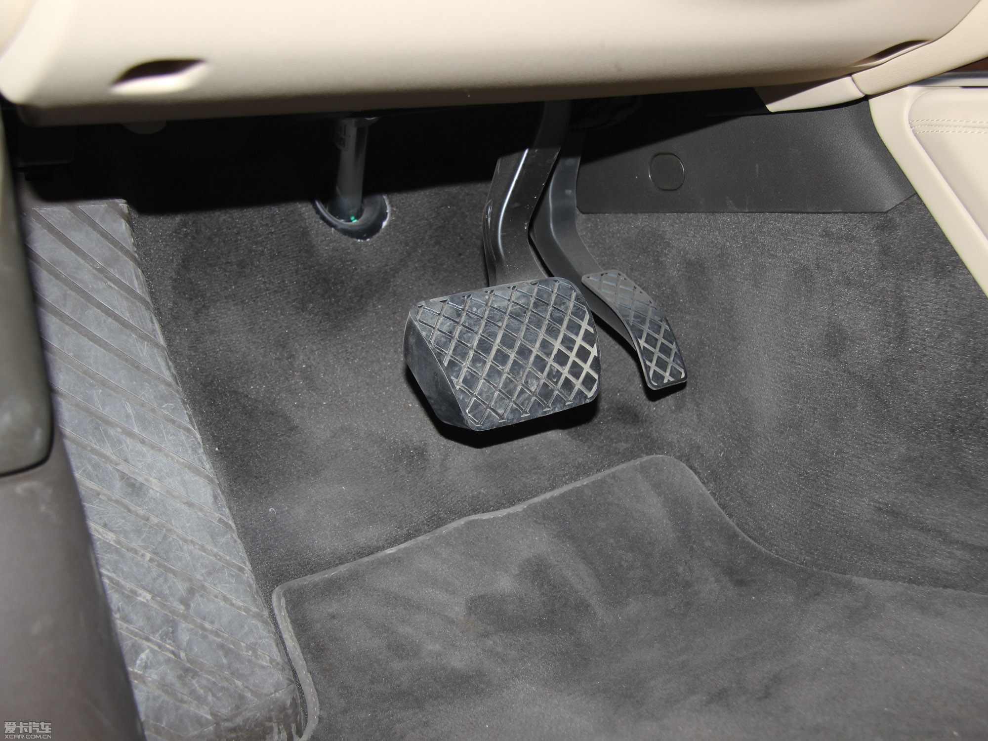 2013WA6 Hybrid 40 Hybrid