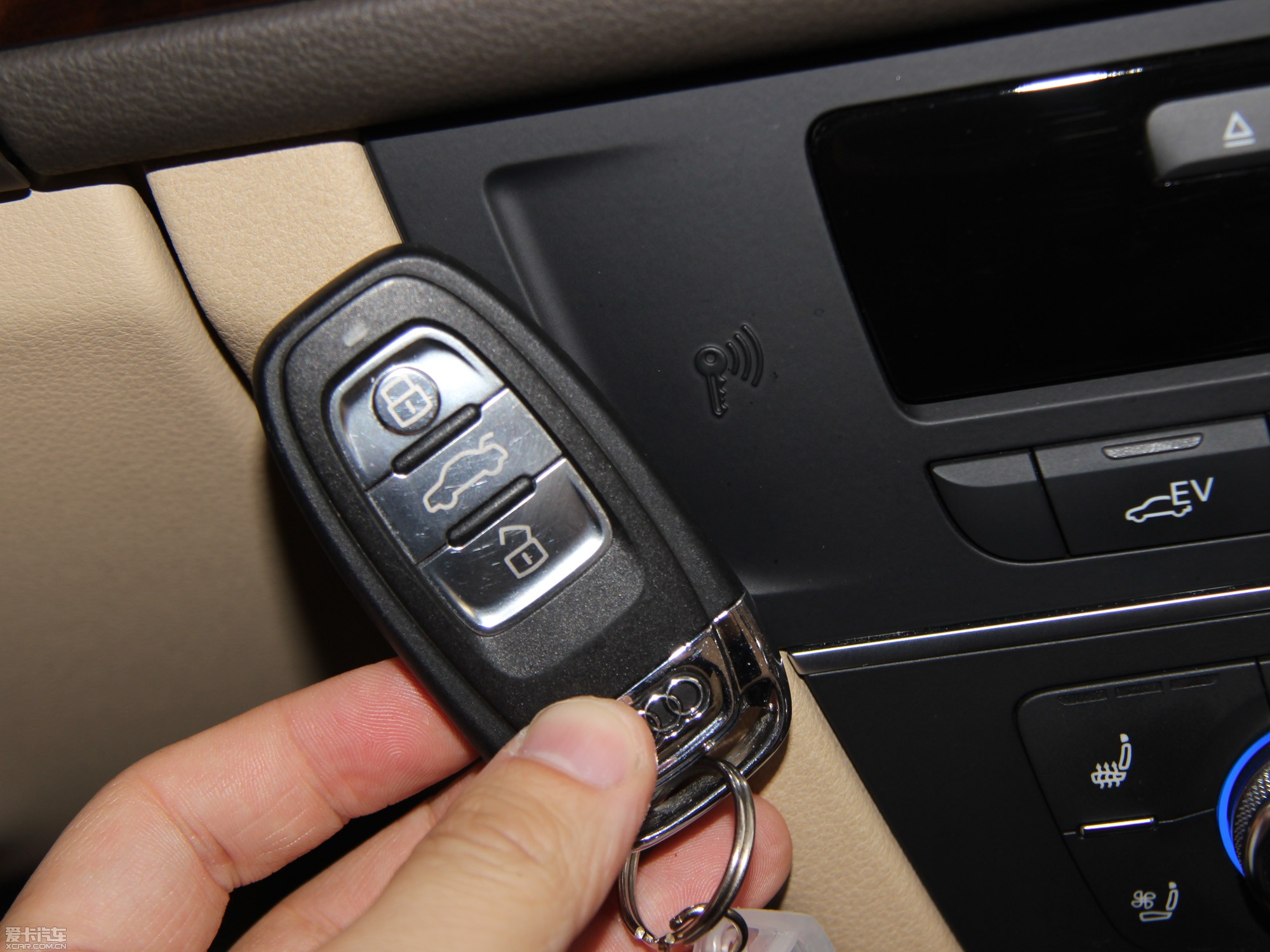 2013WA6 Hybrid 40 Hybrid