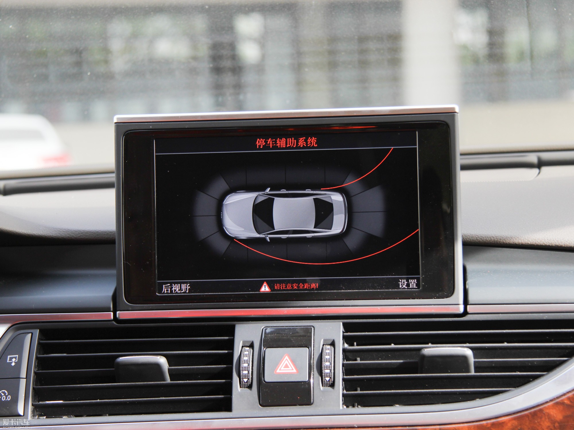 2013?yun)WA6 Hybrid 40 Hybrid