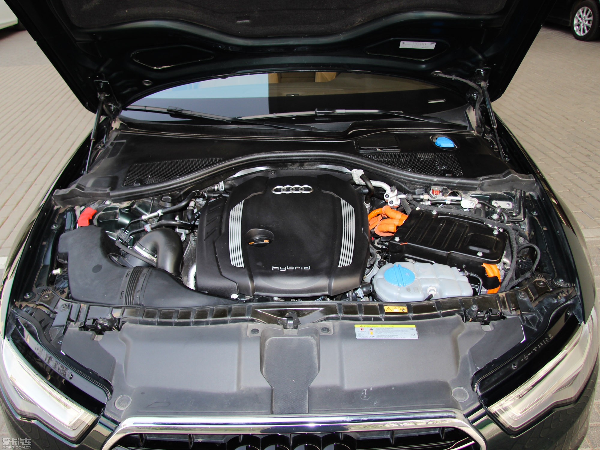 2013WA6 Hybrid 40 Hybrid