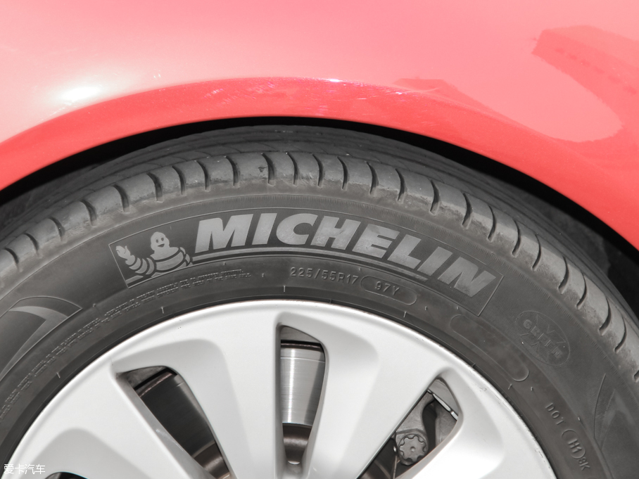 2013WA6 Hybrid 40 Hybrid