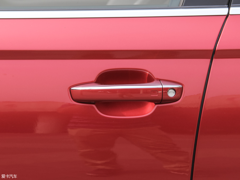 2013?yun)WA6 Hybrid 40 Hybrid