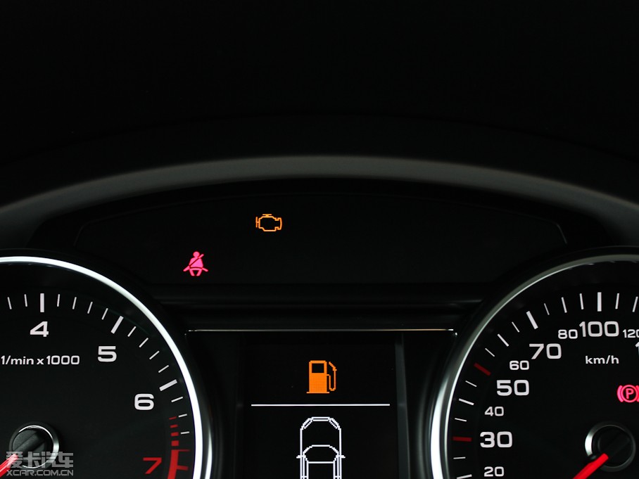 2013?yun)WQ7 35TFSI M(jn)ȡ(200kW)