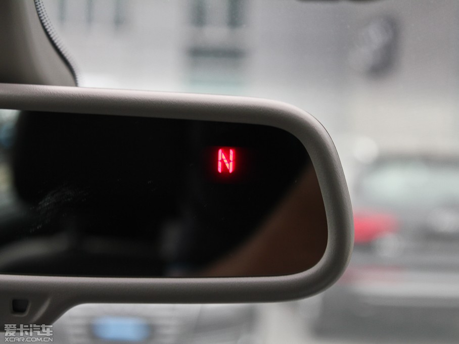 2013?yun)WQ7 35TFSI M(jn)ȡ(200kW)