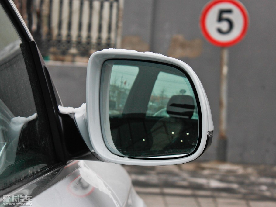 2013?yun)WQ7 35TFSI (200kW)