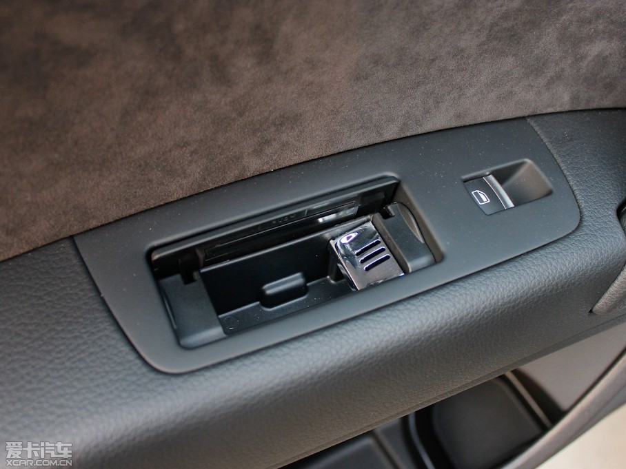 2013?yun)WQ7 40TFSI m(245kW)