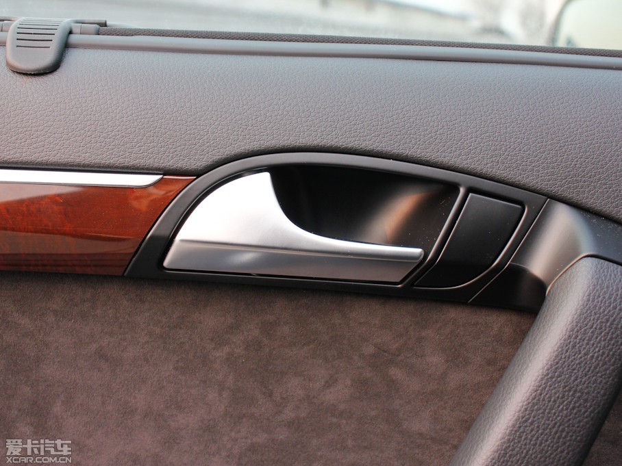 2013?yun)WQ7 40TFSI m(245kW)