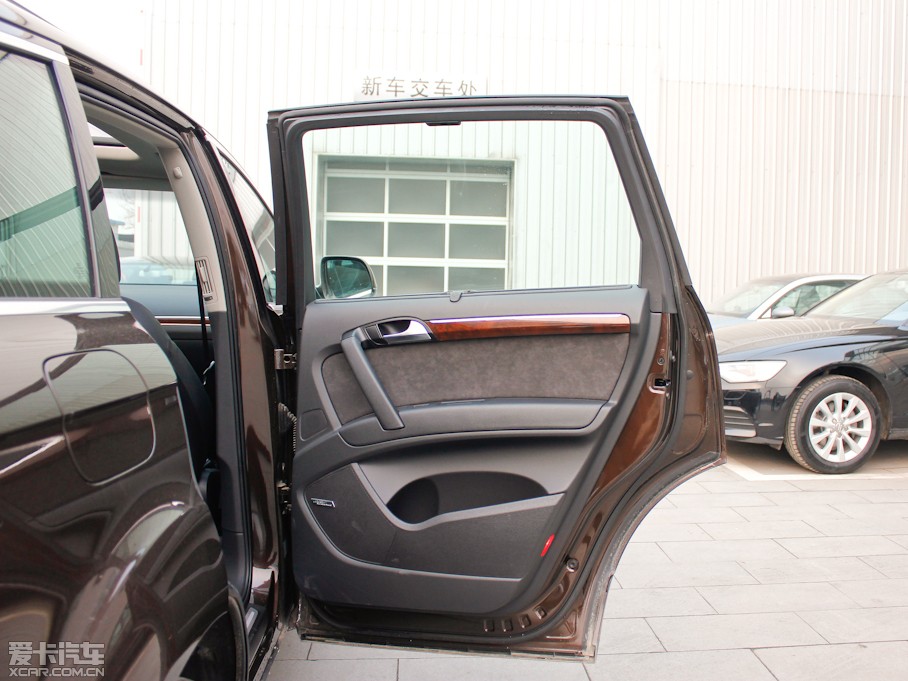 2013?yun)WQ7 40TFSI m(245kW)