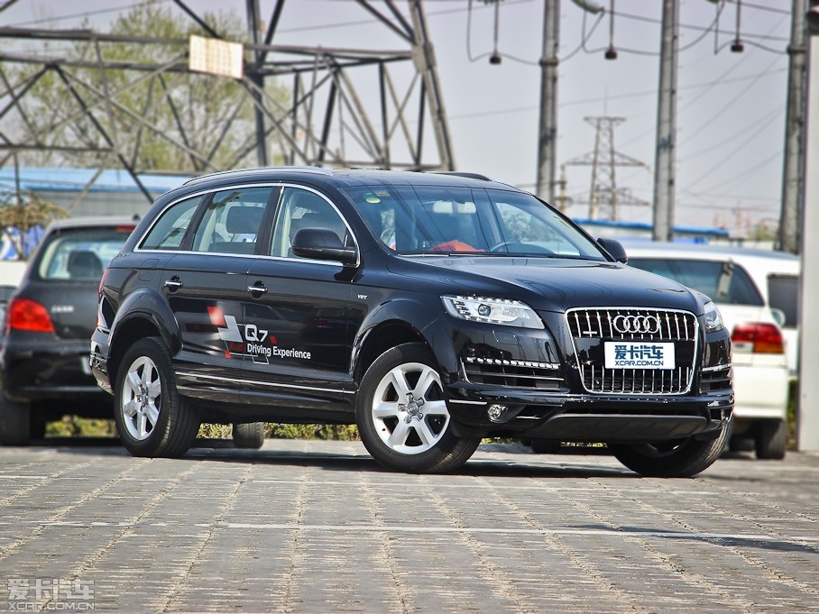 2013µQ7 40TFSI (245kW)