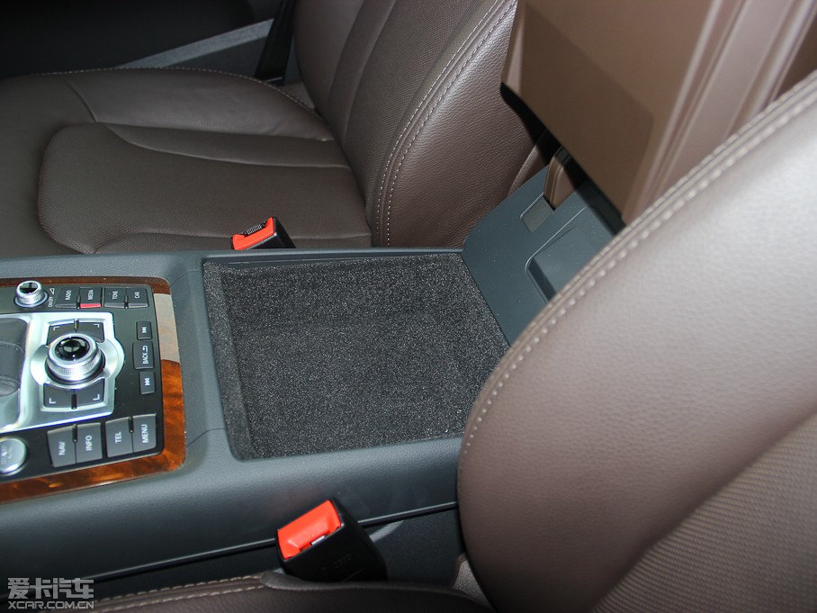 2013?yun)WQ7 40TFSI g(sh)(245kW)