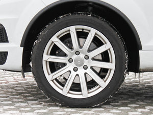 201335TFSI (200kW) ݆Ȧ