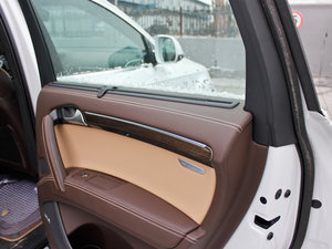 201335TFSI (200kW) g