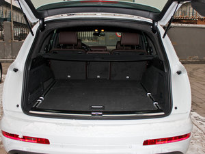 201335TFSI (200kW) g