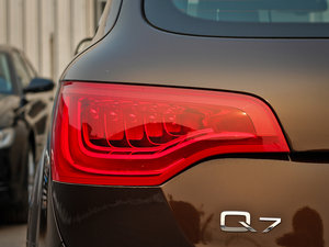 201340TFSI m(245kW) (x)(ji)^