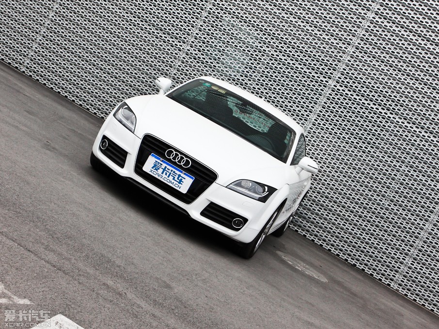 2013?yun)WTT Coupe 45 TFSI ɫ(jng)