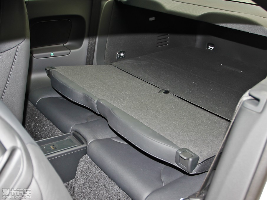 2013WTT Coupe 45 TFSI ɫ