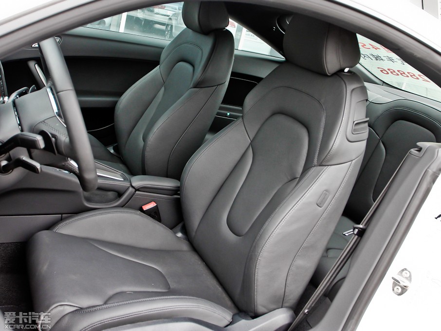 2013WTT Coupe 45 TFSI ɫ