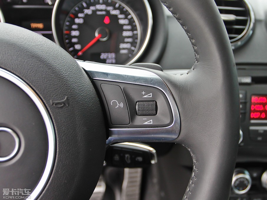 2013?yun)WTT Coupe 45 TFSI ɫ(jng)